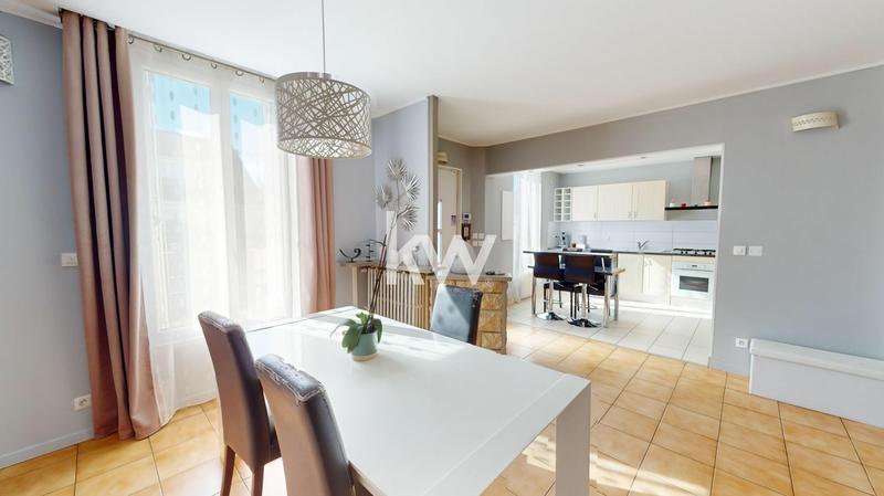 Maison - 120 m² - 6 pièces