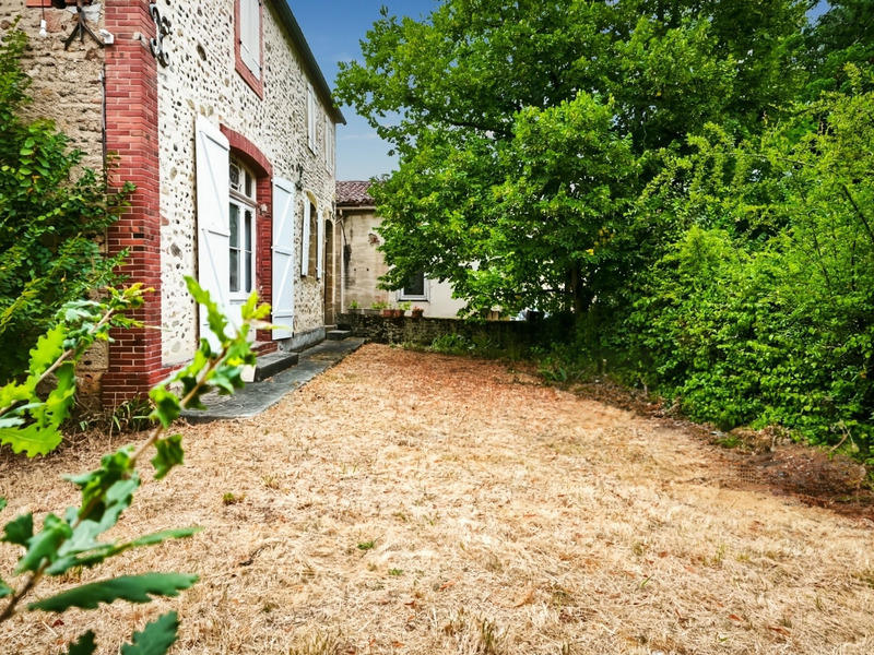 Maison - 160 m² - 4 pièces