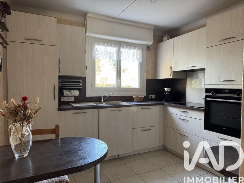 Appartement - 96 m² - 5 pièces