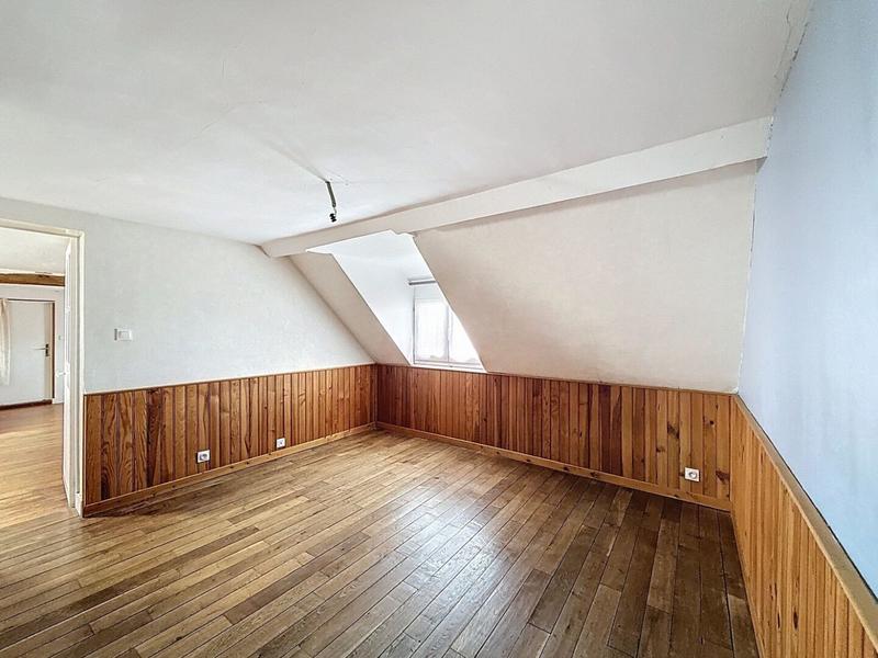 Maison - 103 m² - 5 pièces