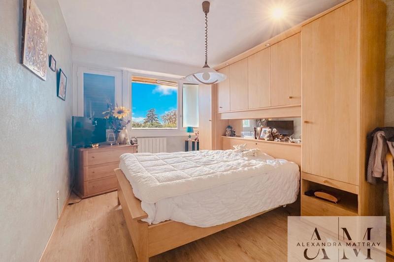 Appartement - 101 m² - 5 pièces