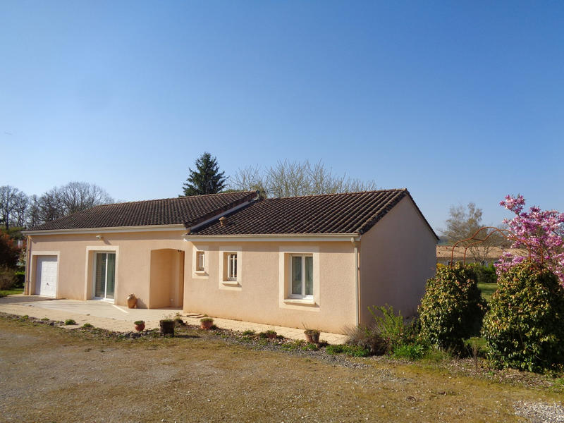 Maison - 95 m² - 4 pièces