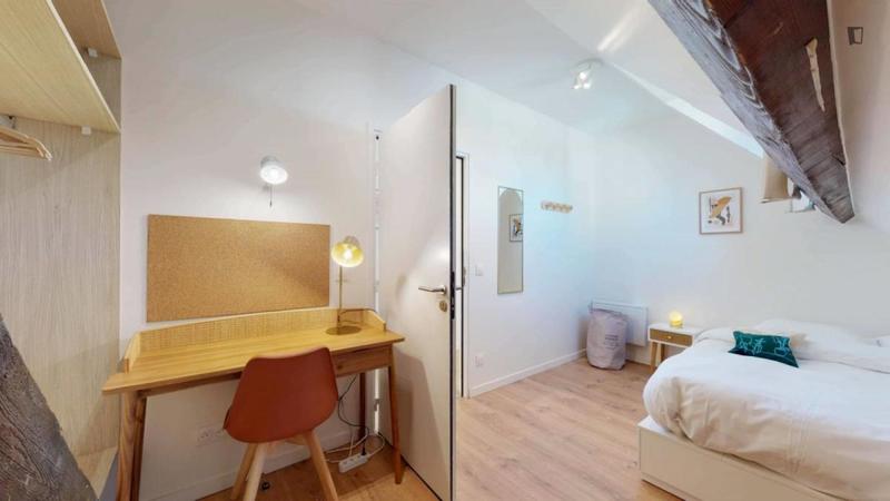 Chambre - 12 pièces