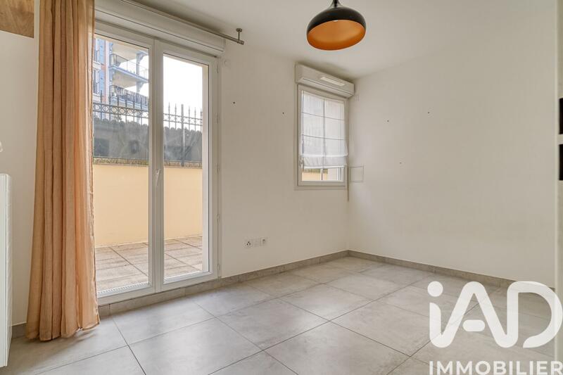 Appartement - 82 m² - 4 pièces