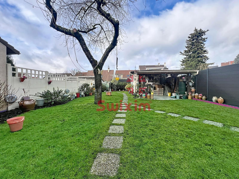 Maison - 80 m² - 5 pièces