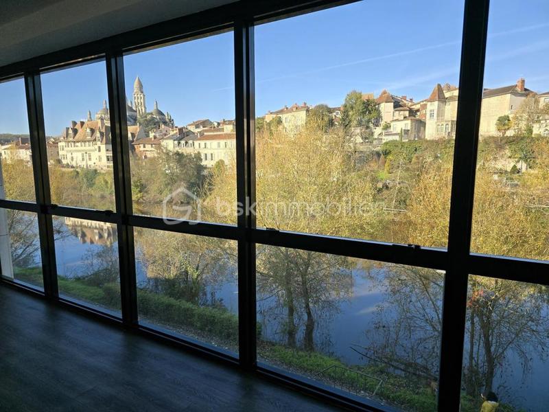 Immeuble - 270 m² - 10 pièces