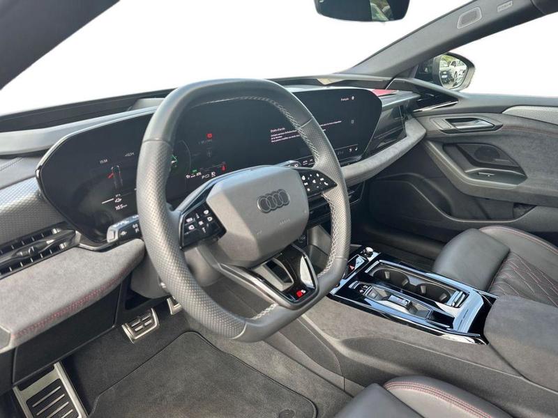 Audi e-tron S6 Avant Quattro