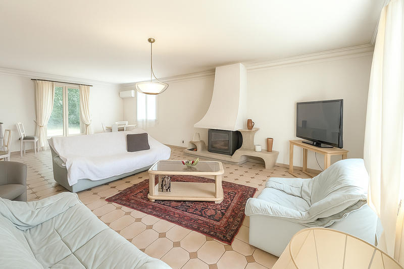 Maison - 195 m² - 6 pièces