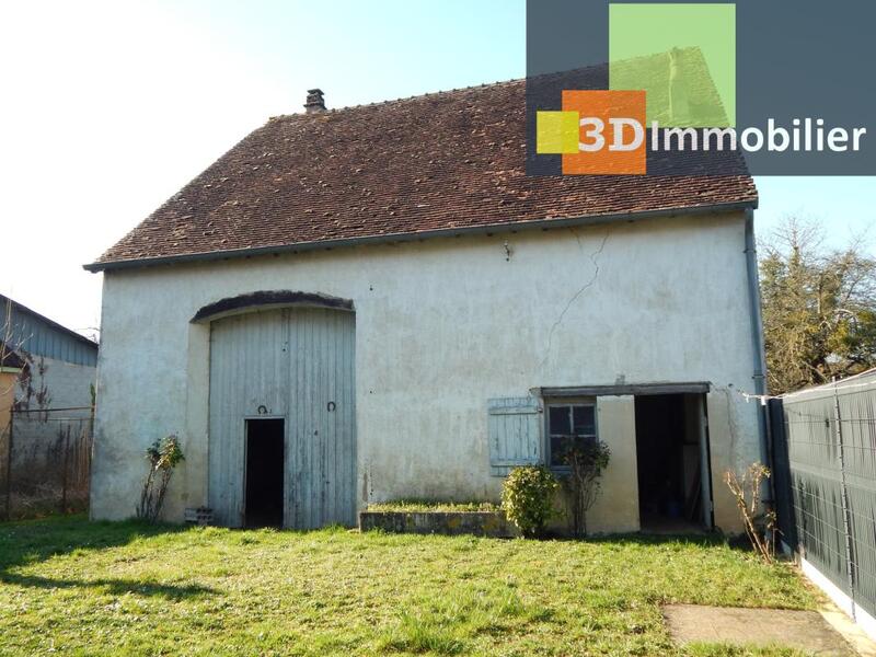 Maison - 1 670 m² - 9 pièces