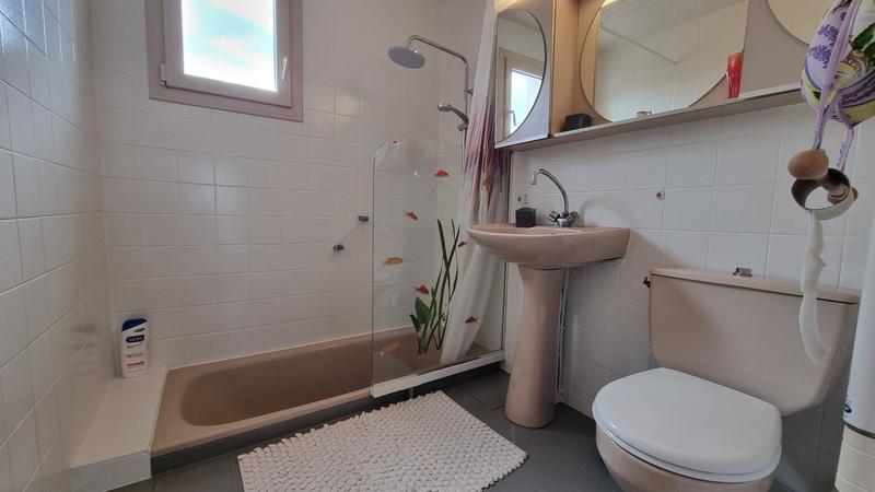 Villa - 90 m² - 5 pièces