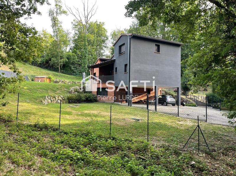 Maison - 170 m² - 7 pièces