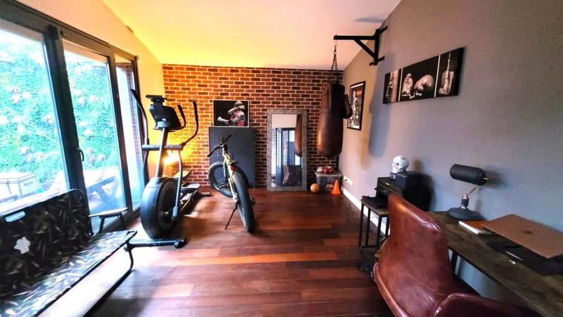 Maison - 143 m² - 5 pièces