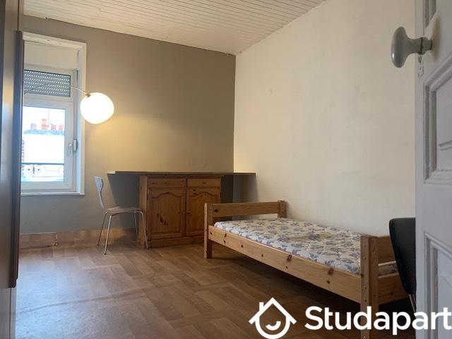 Chambre - 9 m² - 1 pièce