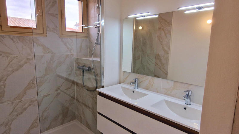 Appartement - 111 m² - 5 pièces