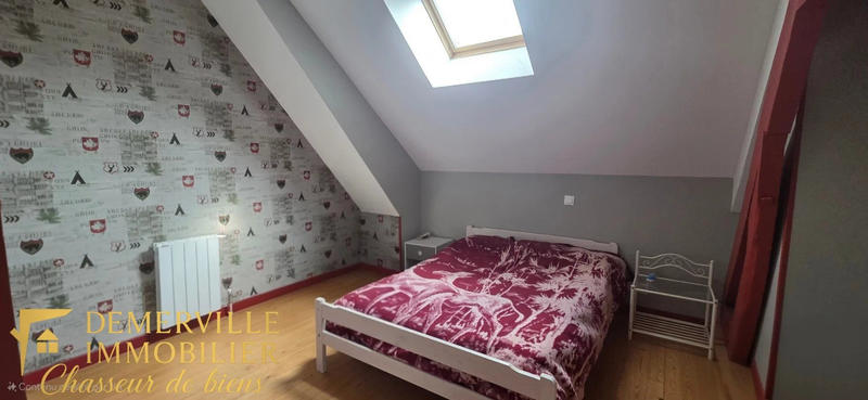 Maison - 153 m² - 7 pièces