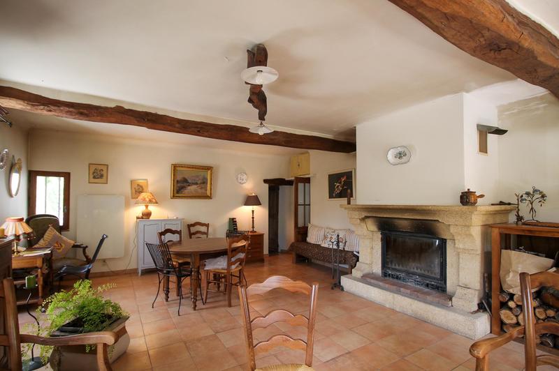 Mas - 142 m² - 6 pièces