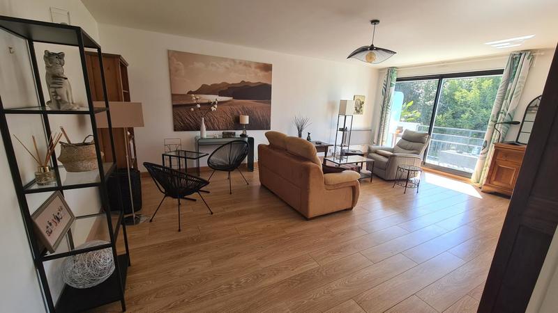 Appartement - 114 m² - 4 pièces