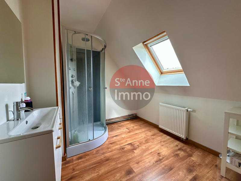 Maison - 211 m² - 8 pièces