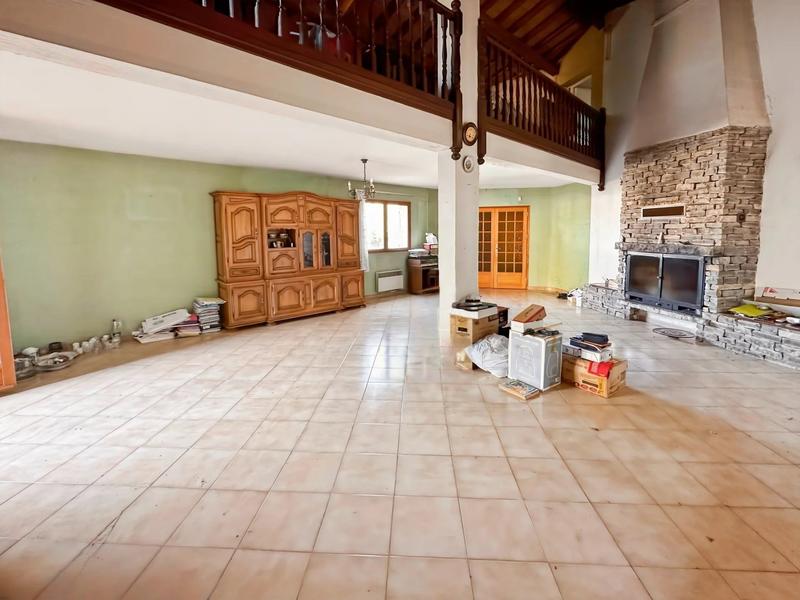 Maison - 178 m² - 5 pièces