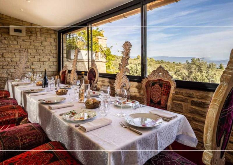 Maison - 715 m² - 19 pièces