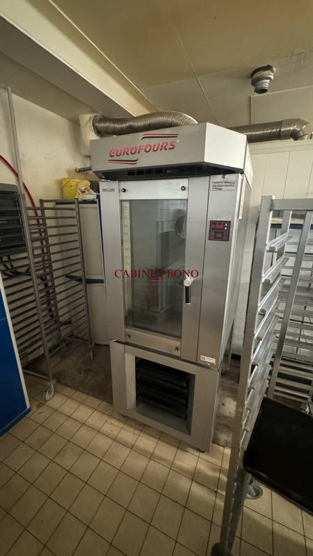 Fonds de commerce - 300 m²