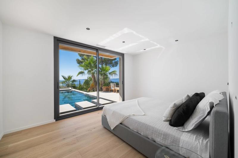 Villa - 350 m² - 8 pièces