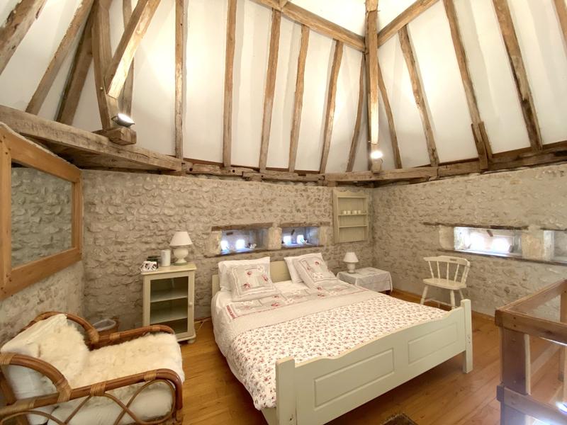 Maison - 288 m² - 9 pièces