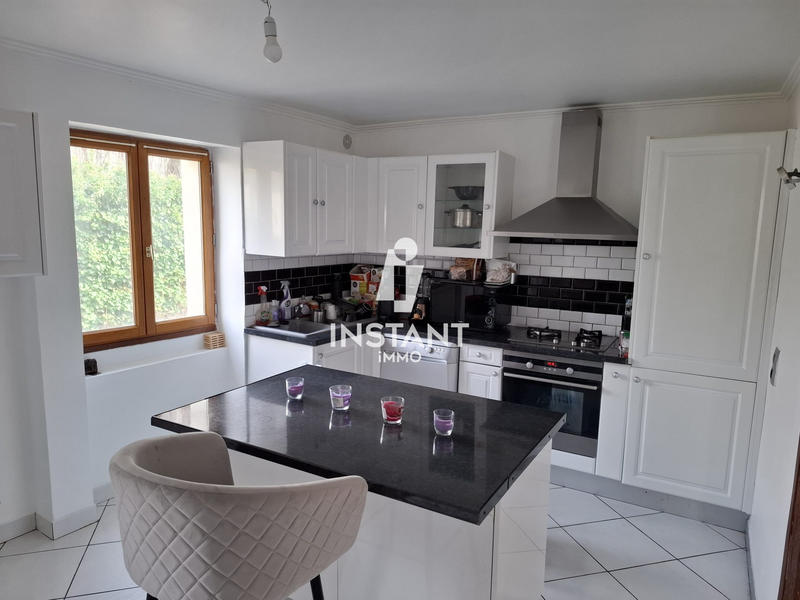 Maison - 92 m² - 4 pièces