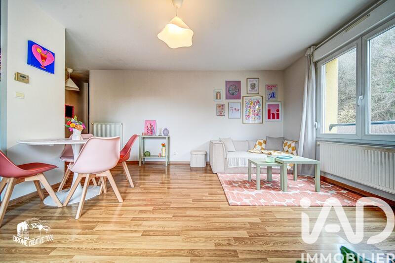 Appartement - 60 m² - 3 pièces