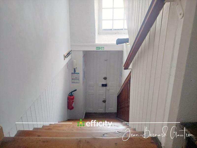 Appartement ancien - 75 m² - 3 pièces