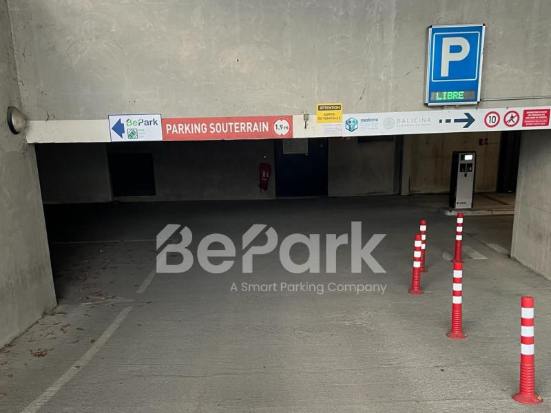 Parking - 10 m²