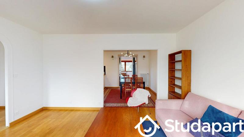 Chambre - 56 m² - 1 pièce