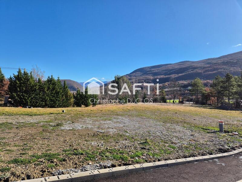 Terrain - 1 484 m²