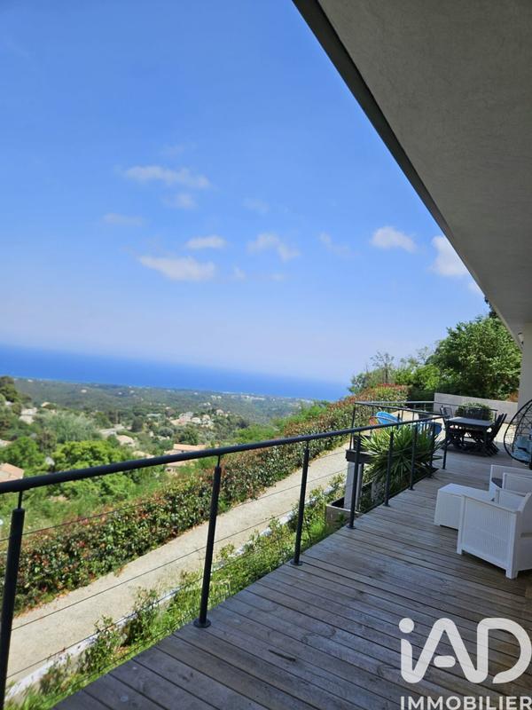 Maison - 124 m² - 5 pièces