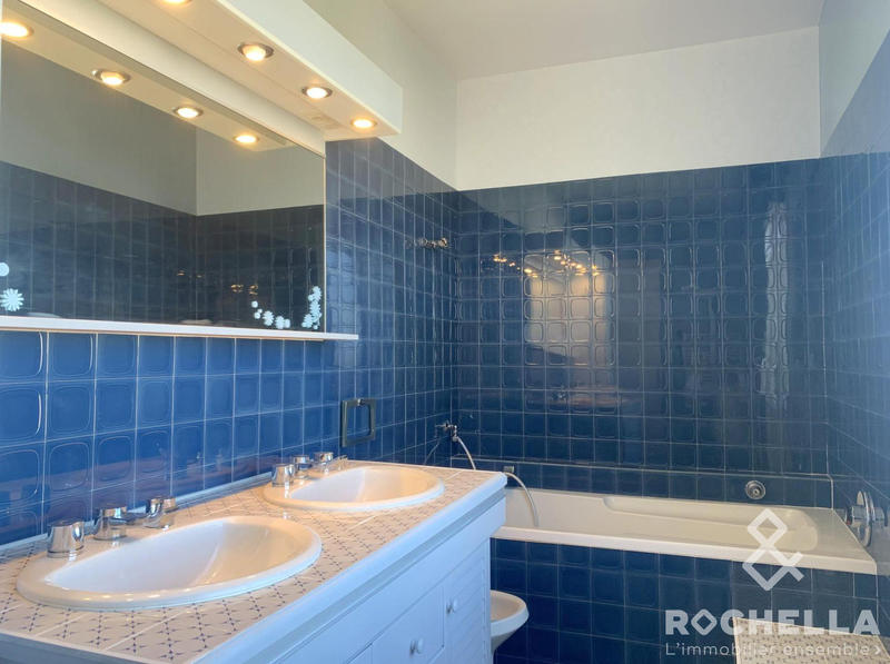 Appartement - 100 m² - 5 pièces