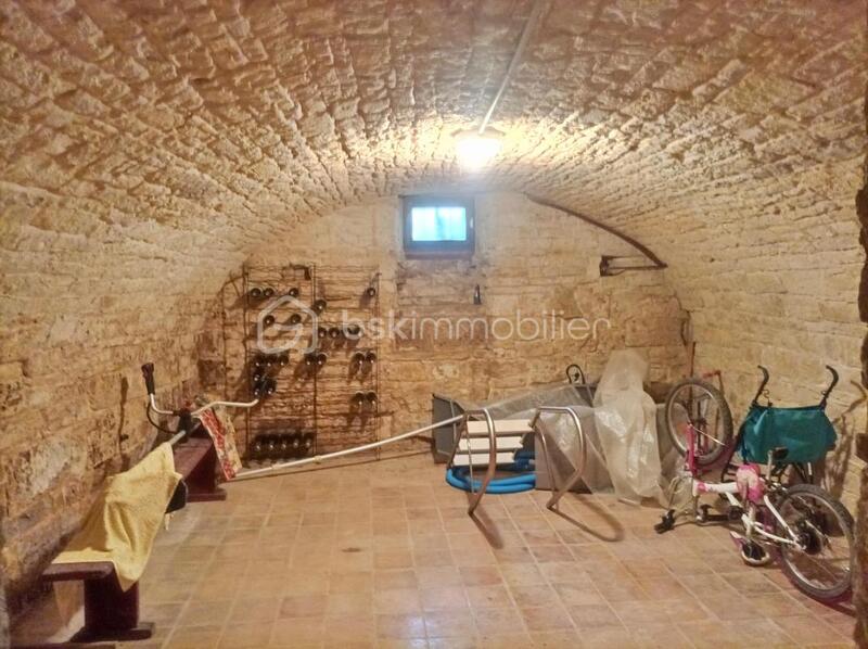 Maison - 152 m² - 13 pièces