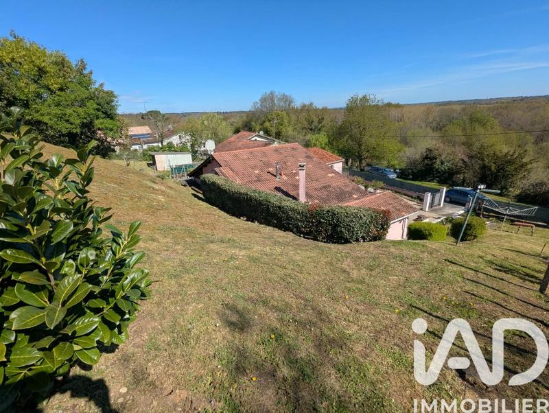 Maison - 135 m² - 6 pièces