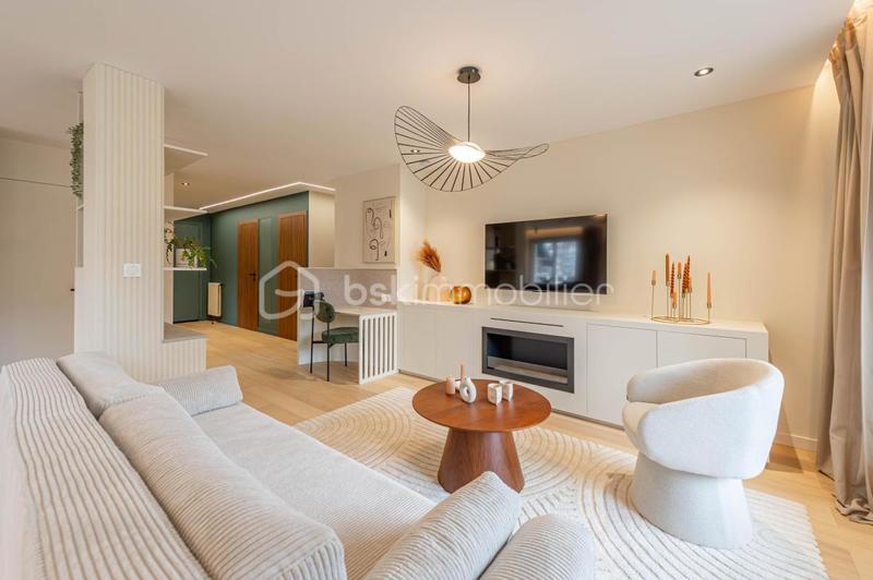 Appartement - 100 m² - 3 pièces