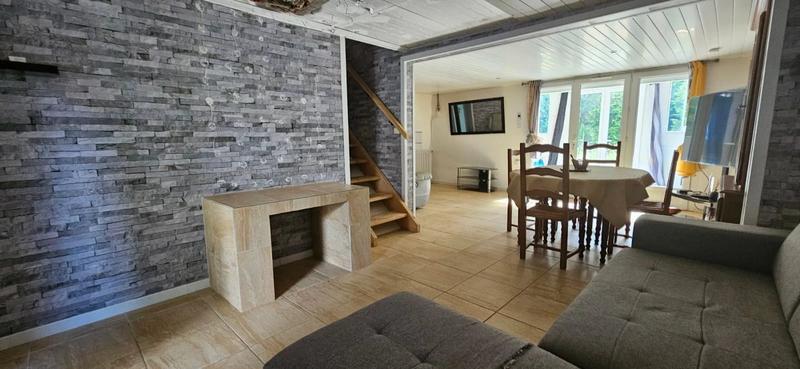 Maison - 154 m² - 7 pièces