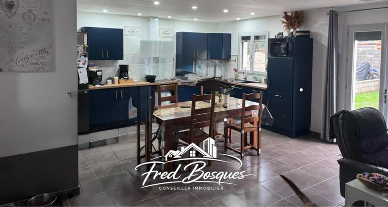 Maison - 90 m² - 4 pièces