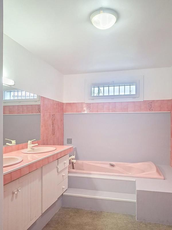 Maison - 189 m² - 6 pièces