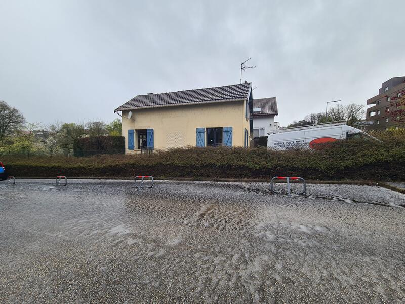 Parking / Garage - 9 m²