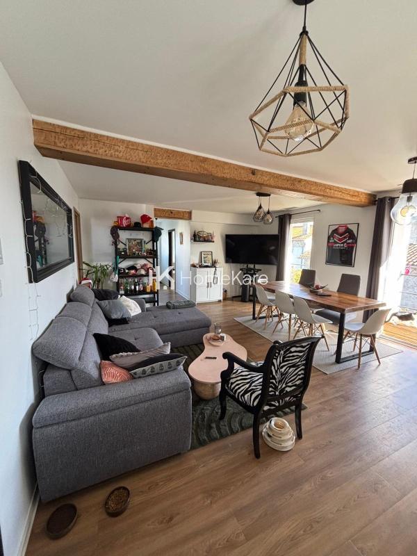 Maison - 100 m² - 6 pièces