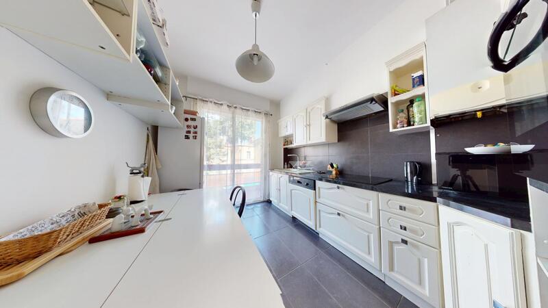 Appartement - 105 m² - 4 pièces