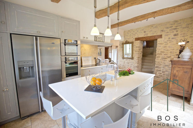 Bastide - 200 m² - 6 pièces