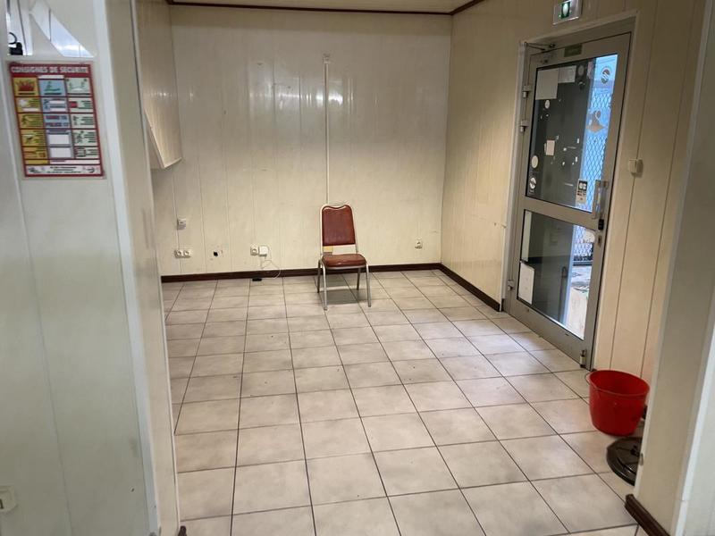 Local commercial - 105 m²