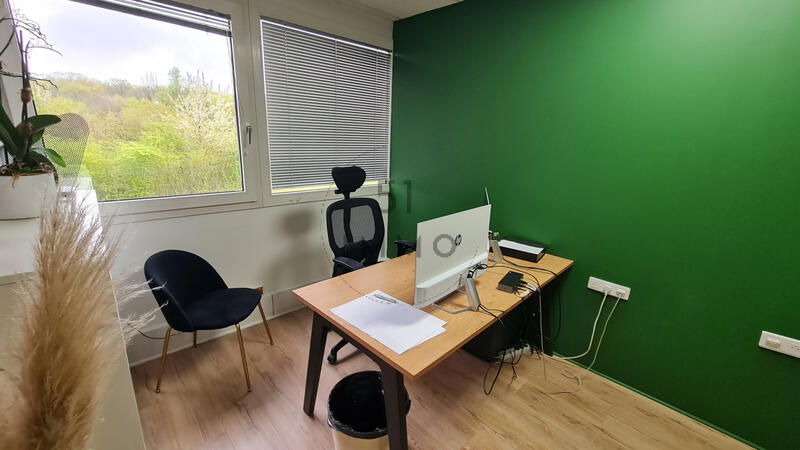 Bureau - 297 m²