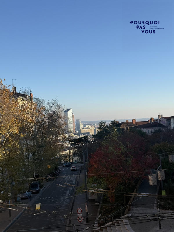 Appartement - 90 m² - 4 pièces