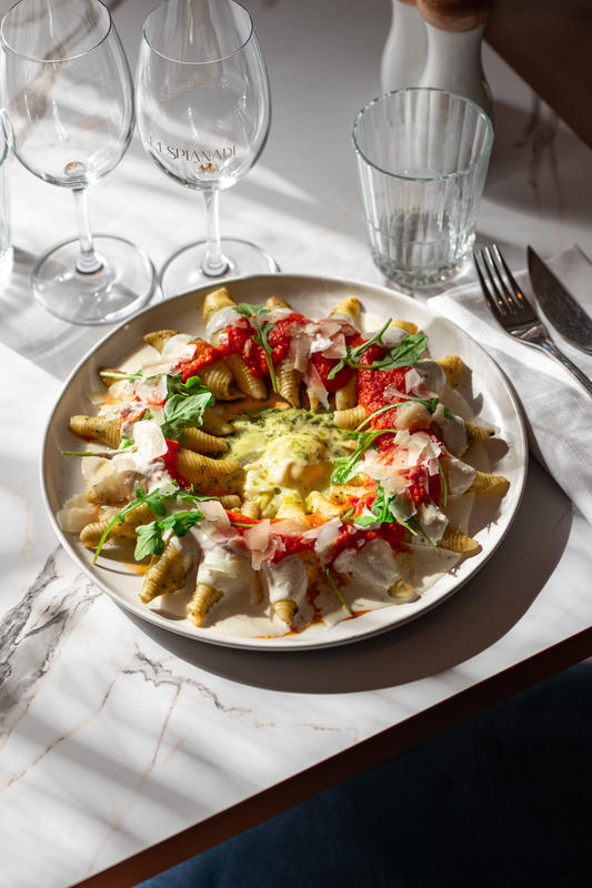 L'Esplanade Hôtel · Restaurant · Bar à vin