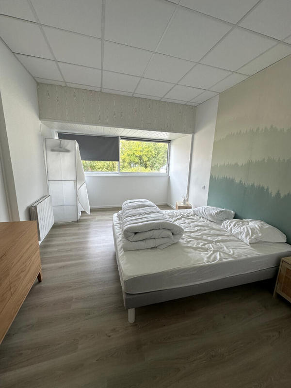 Appartement - 85 m² - 5 pièces